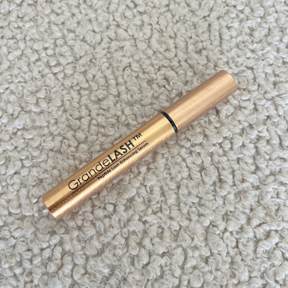 Brand NEW Grande Cosmetics
GrandeLASH - MD Lash Growth Serum